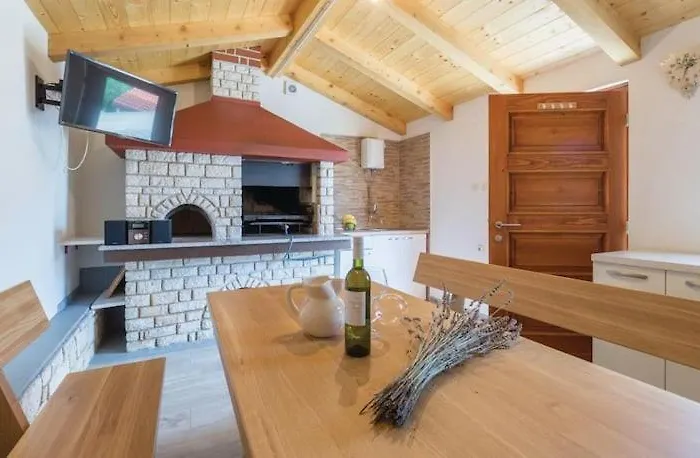 Charming アパート *